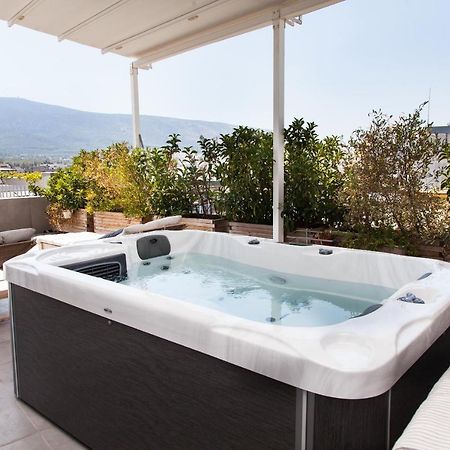 Ferienwohnung Gorgeous Penthouse With Private Jacuzzi And Amazing View! Athen Exterior foto