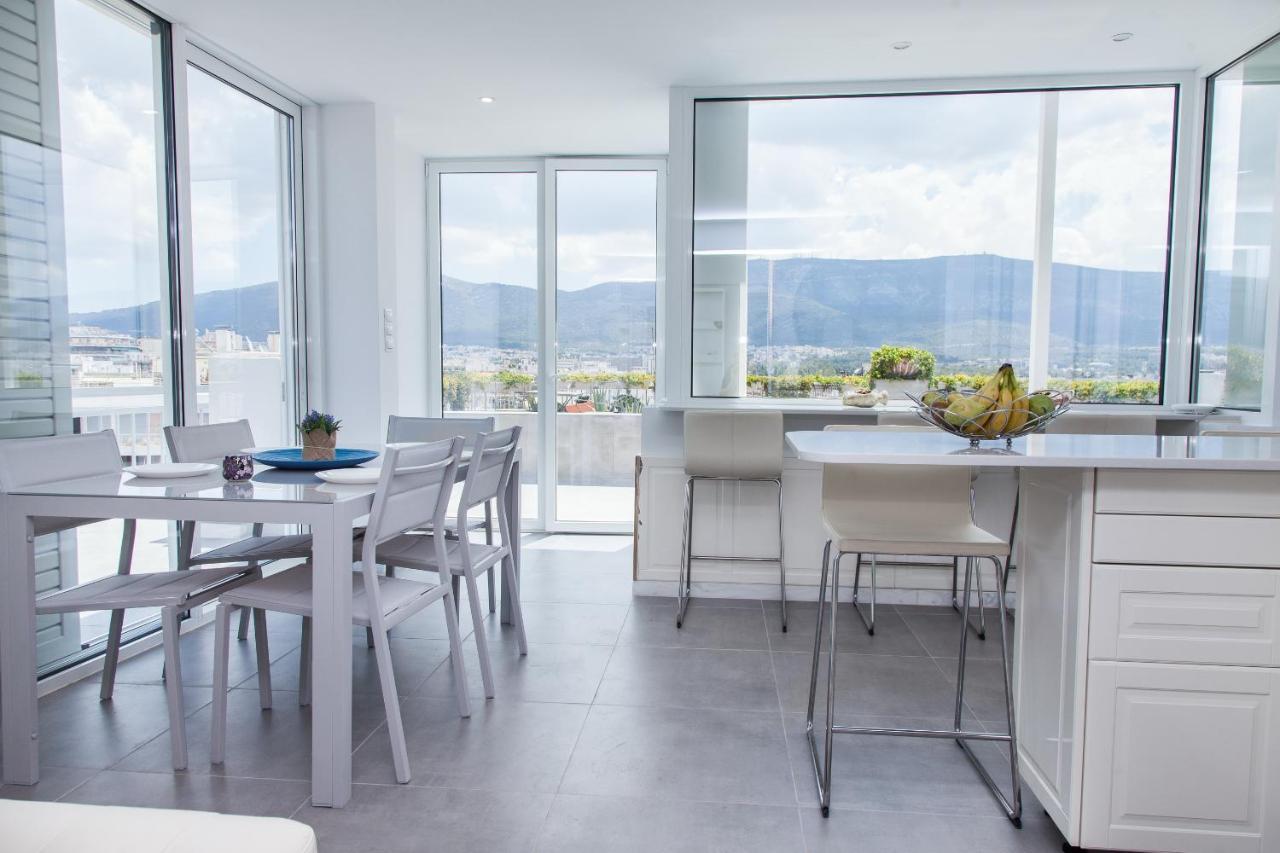 Ferienwohnung Gorgeous Penthouse With Private Jacuzzi And Amazing View! Athen Exterior foto