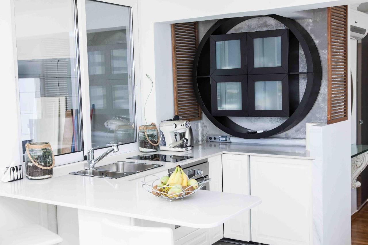 Ferienwohnung Gorgeous Penthouse With Private Jacuzzi And Amazing View! Athen Exterior foto