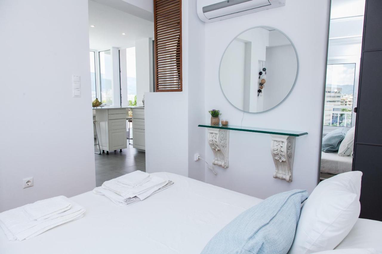 Ferienwohnung Gorgeous Penthouse With Private Jacuzzi And Amazing View! Athen Exterior foto