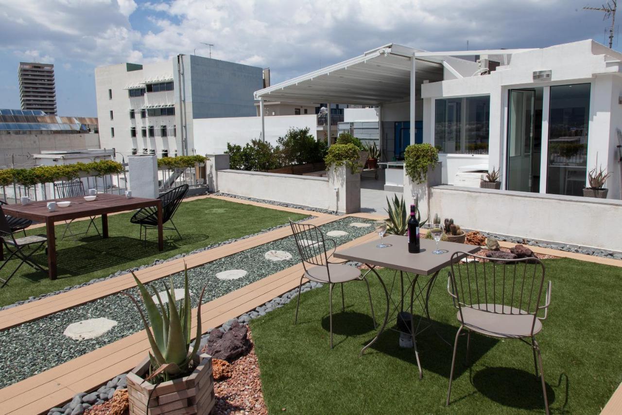 Ferienwohnung Gorgeous Penthouse With Private Jacuzzi And Amazing View! Athen Exterior foto