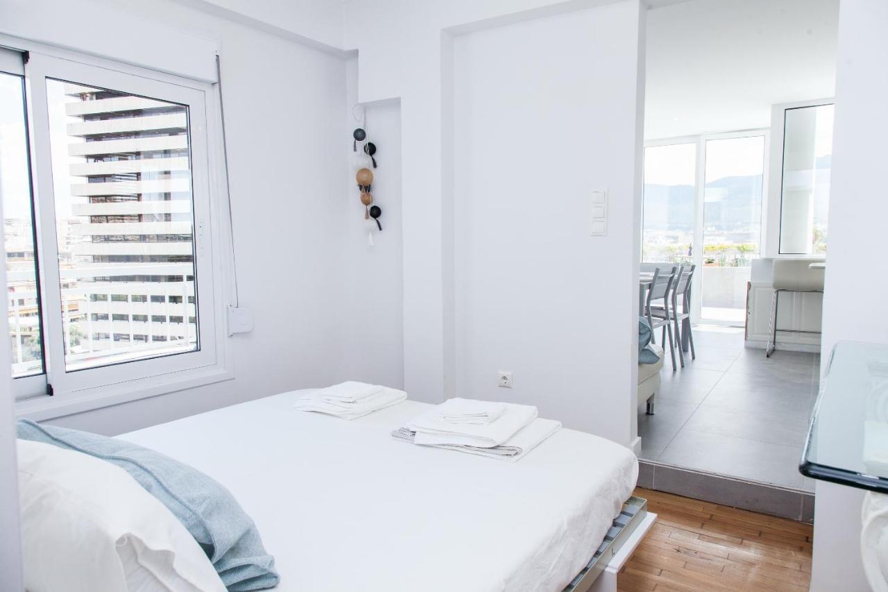 Ferienwohnung Gorgeous Penthouse With Private Jacuzzi And Amazing View! Athen Exterior foto