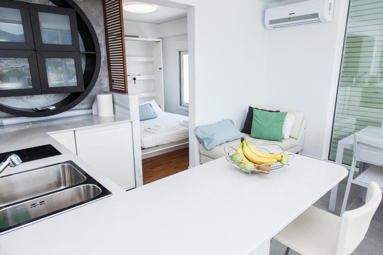 Ferienwohnung Gorgeous Penthouse With Private Jacuzzi And Amazing View! Athen Exterior foto